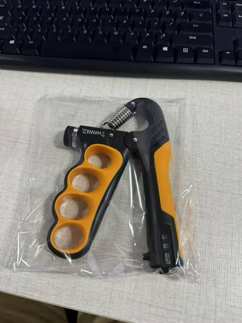 Hand Strengthener Adjustable Dynamometer 💪