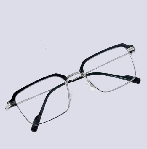 🔆 Adaptive Fashion Eyeglasses 🕶️ | UV Protection + Sleek Design