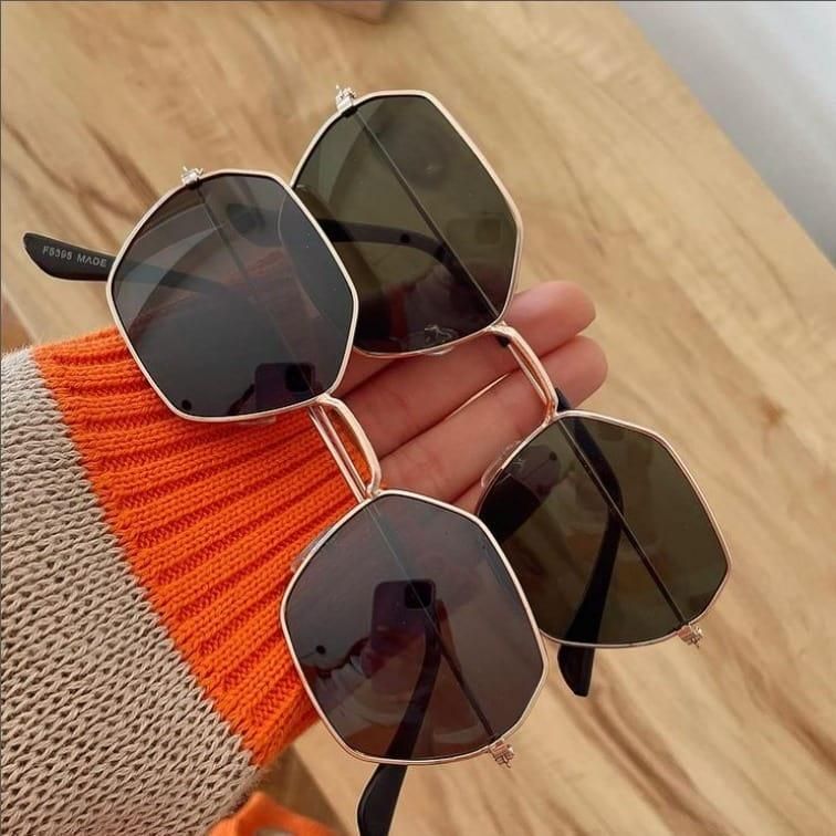 Suga Octagon Round Black Sunglasses 🕶️🖤