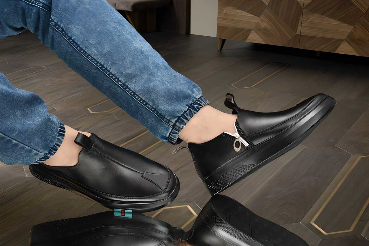 Premium synthetic Leather Zip Loafers For Men (Black)