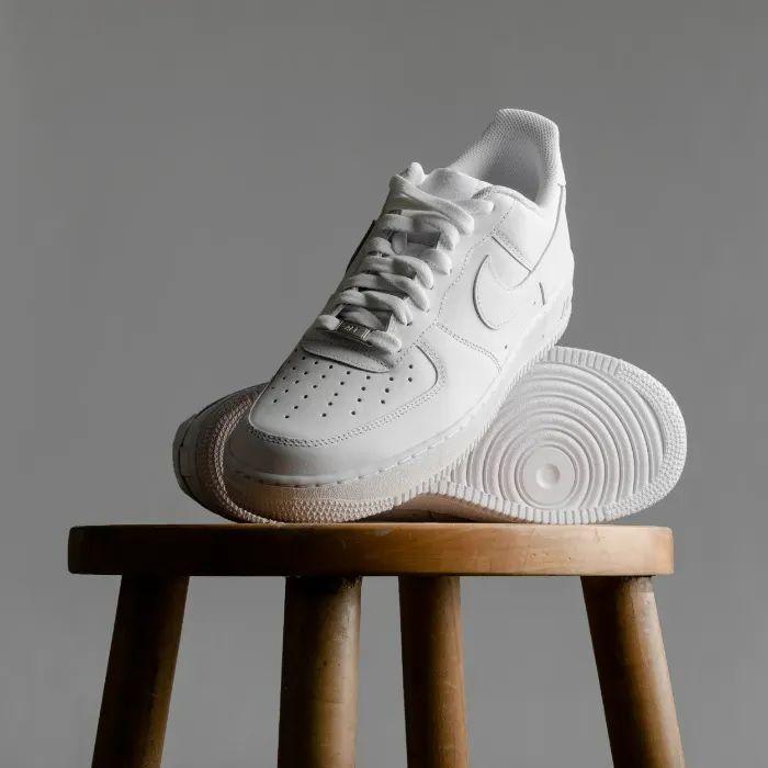 Men’s Stylish White Casual Shoes – Comfort & Urban Style 👟⚪
