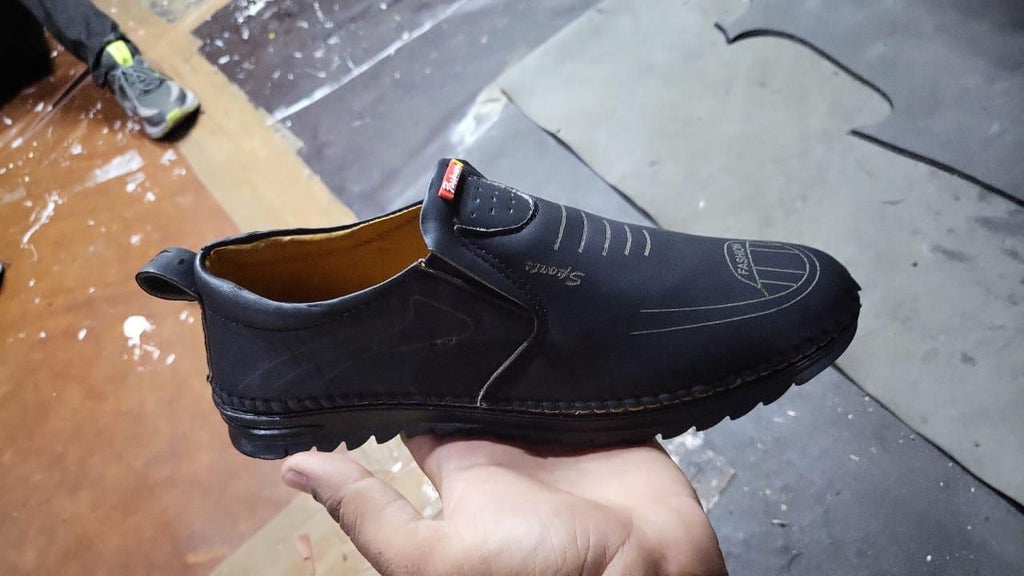 Men’s Leather Soft Casual Shoes – Stylish & Comfortable 👞✨