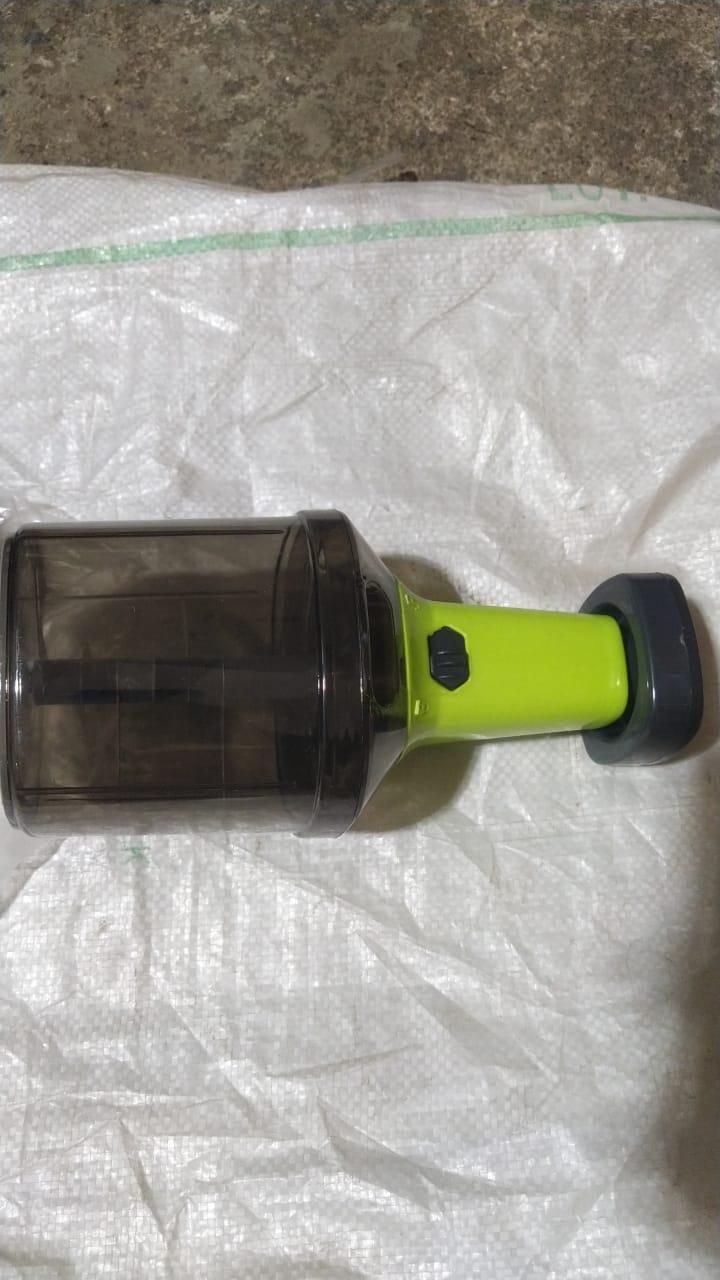 Manual Fruit and Vegetable Chopper 🥦