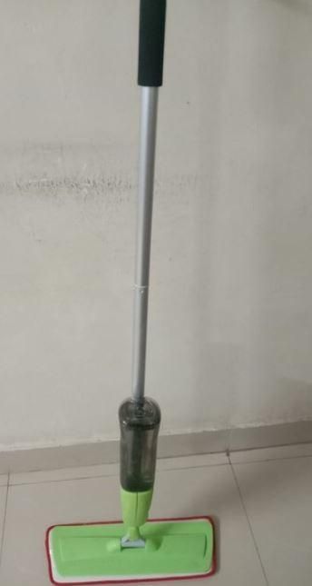 Spray Mop - 360 Degree Handle Wet & Dry Microfiber Floor