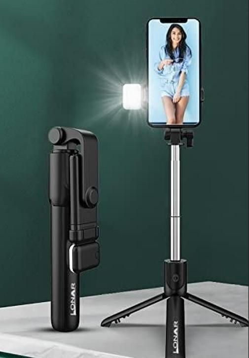 Extendable Flash 3-in-1 Selfie Stick Tripod with Bluetooth Remote 🤳✨