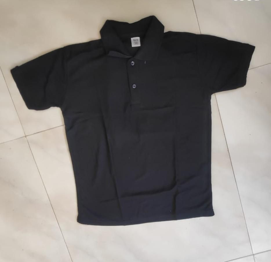 Cotton Blend Solid Half Sleeves Polo T-Shirt (Black)